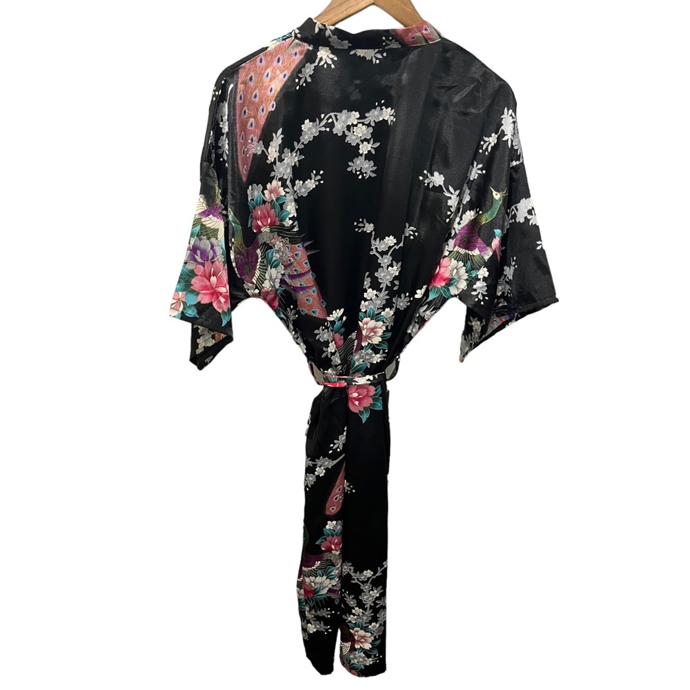 TANGYIHUI SILKY SATIN BLACK FLORAL PEACOCK ROBE WITH MATCHING BELT SIZE XXL - Picture 15 of 16